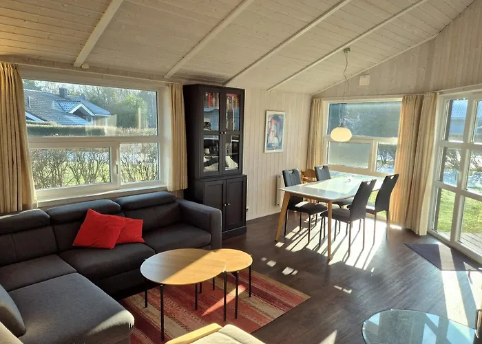 Semesterbostad Strandpark 29 *